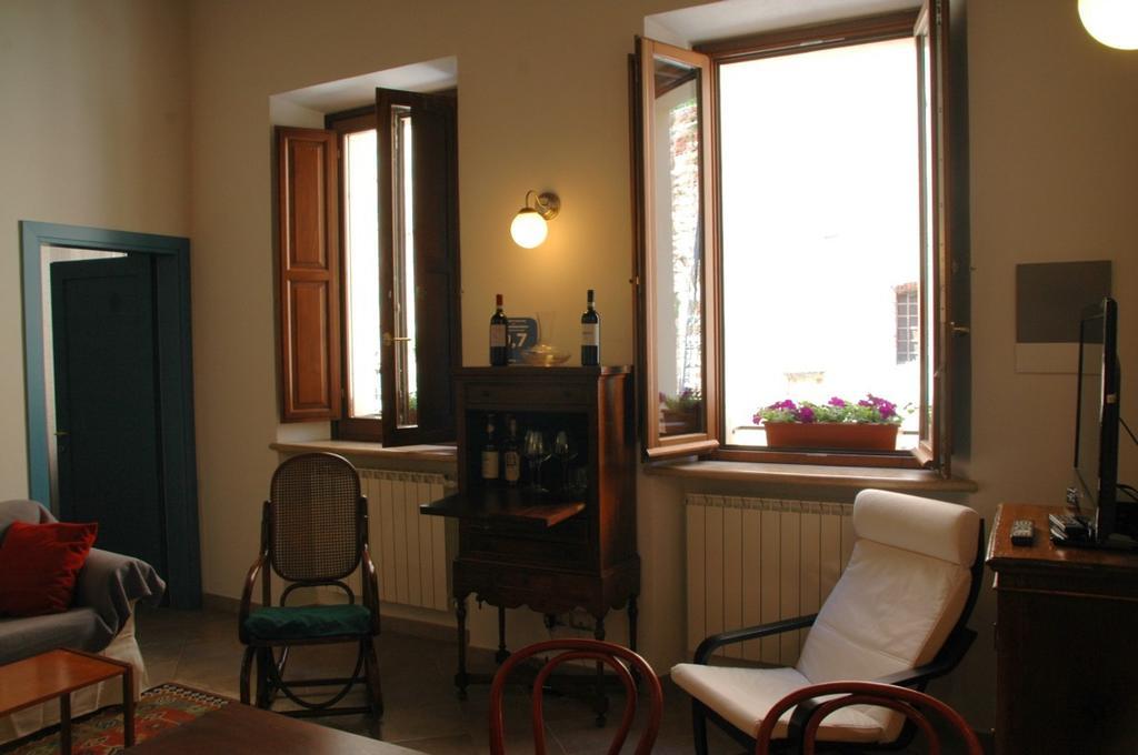فندق Casa Montepulciano Stazione الغرفة الصورة